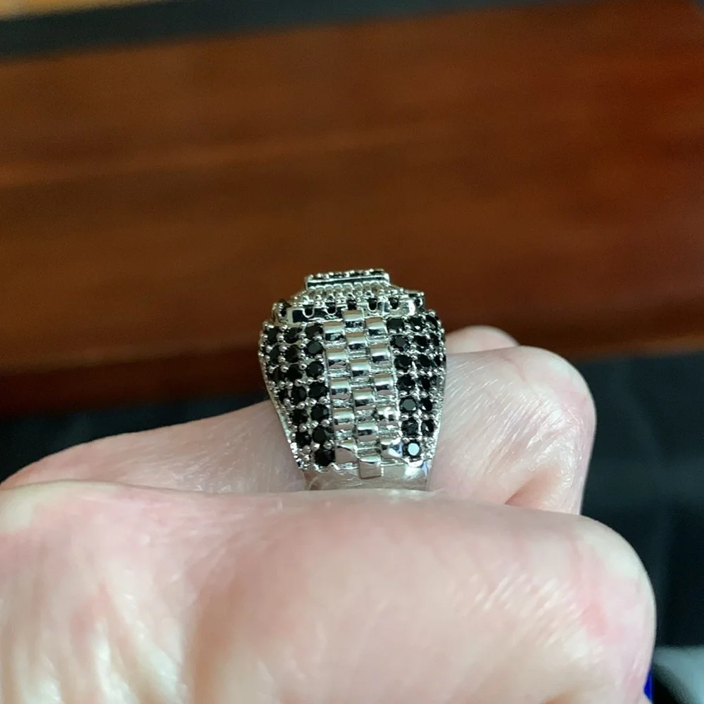 NWOT Silver tone black rhinestone ring size 9